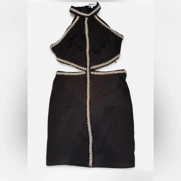 Black Backless Halter Bodycon Dress - Picture 2 of 5